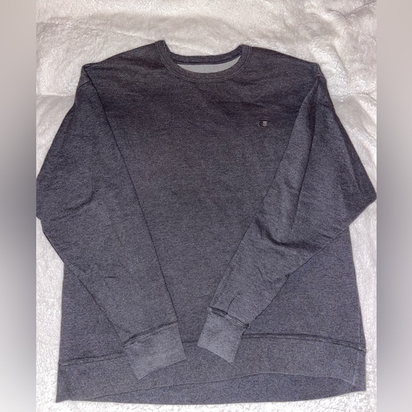 Grey Champion Crewneck Size 2XL - Picture 1 of 3